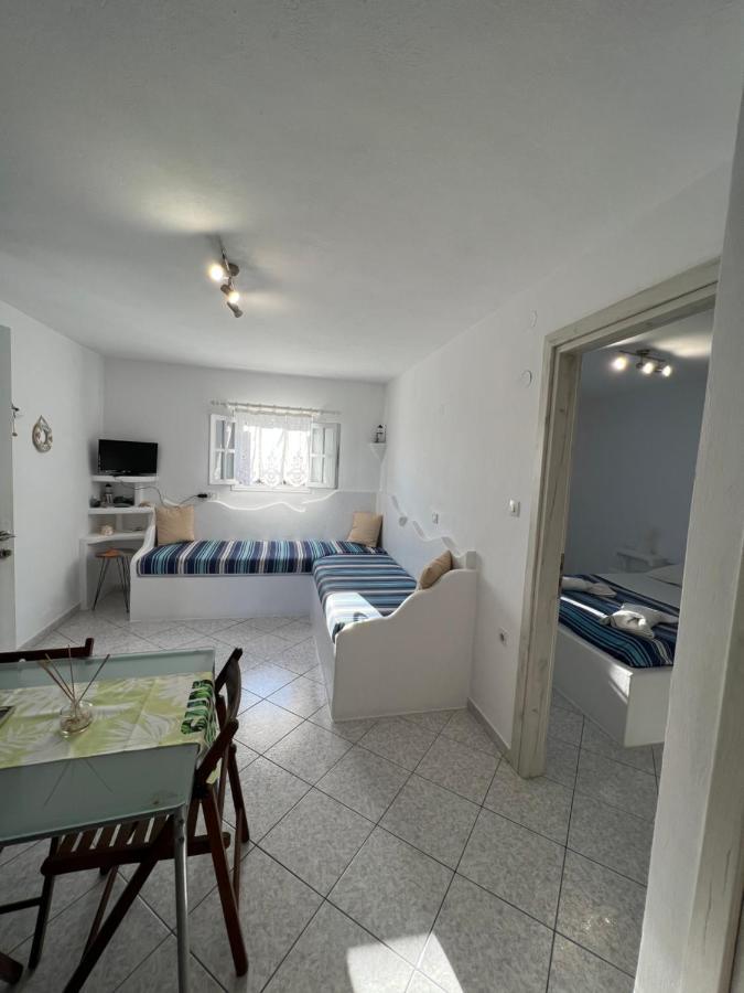 Christos Rooms Milos Adamantas  Exterior photo