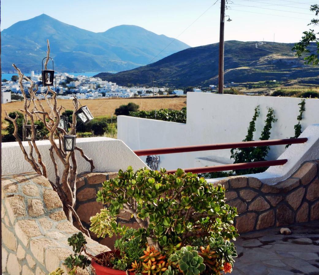 Christos Rooms Milos Adamantas  Exterior photo